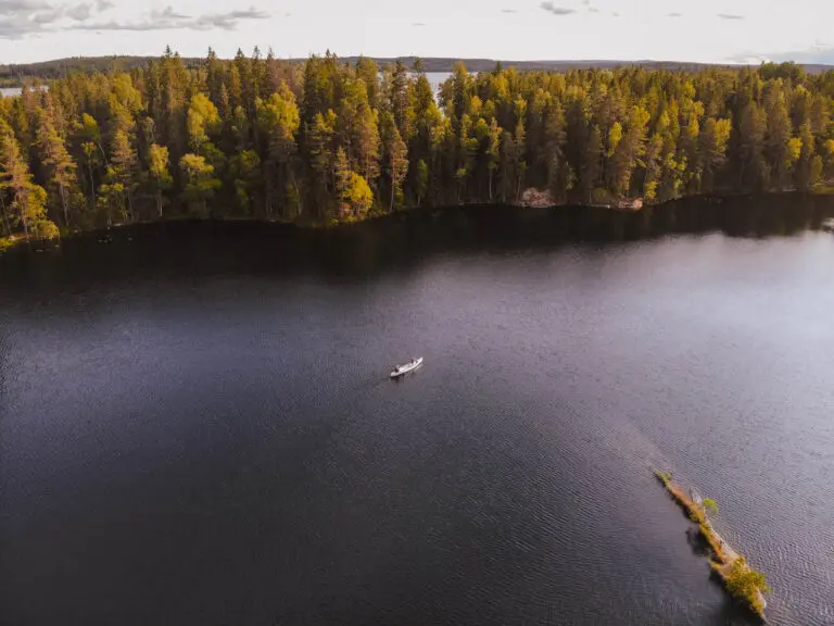 drone image du canoe trip canoë en Suède